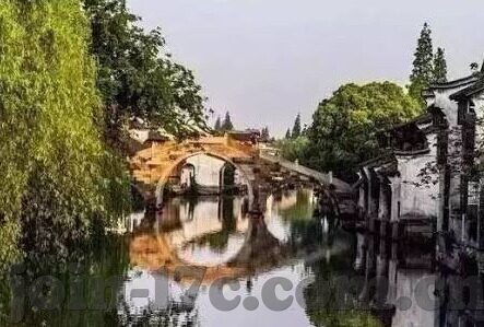 麻豆传媒映画在线下载-解锁创意视界，揭秘网络影视的便捷下载新体验